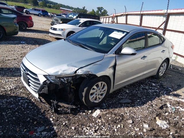 2018 HYUNDAI ELANTRA SE 2