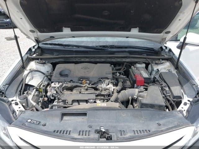 2020 TOYOTA CAMRY SE 10