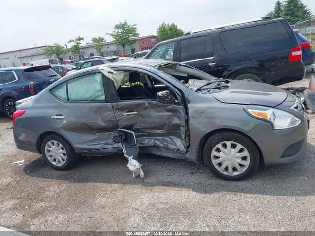 2018 NISSAN VERSA 1.6 SV 12