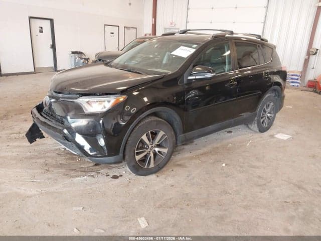 2018 TOYOTA RAV4 XLE 2