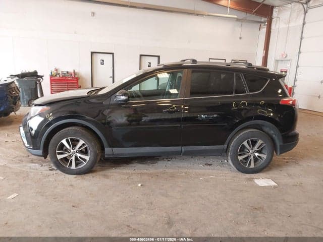 2018 TOYOTA RAV4 XLE 14