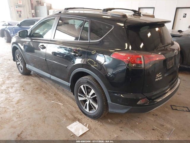 2018 TOYOTA RAV4 XLE 3