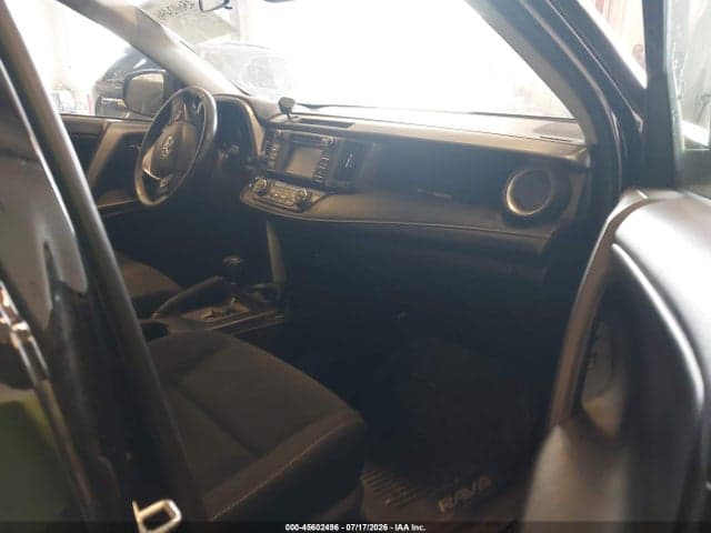 2018 TOYOTA RAV4 XLE 5