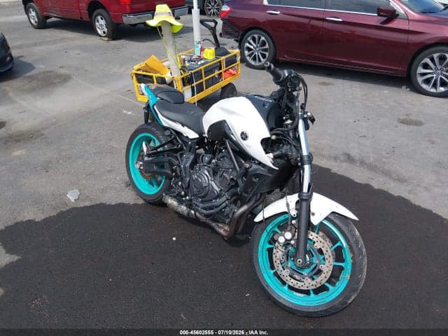 2022 YAMAHA MT07 - 1