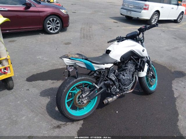 2022 YAMAHA MT07 12