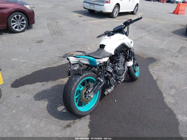 2022 YAMAHA MT07 4