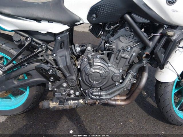 2022 YAMAHA MT07 8