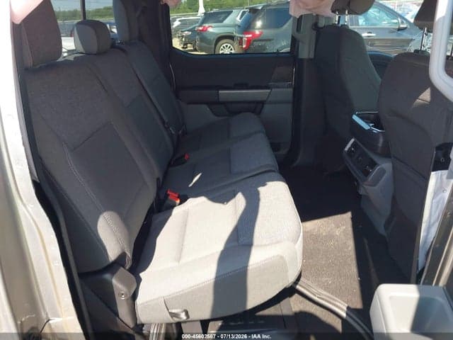 2026 FORD F-150 XLT 8