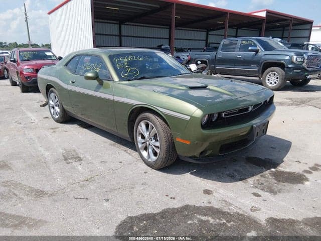2021 DODGE CHALLENGER SXT AWD 1