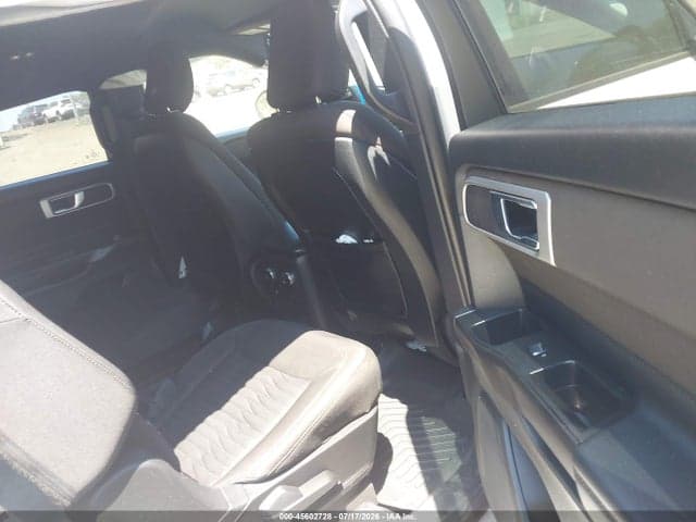 2020 FORD EXPLORER XLT 8