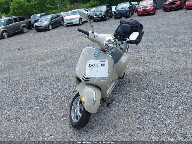 2025 VESPA GTS 310 5