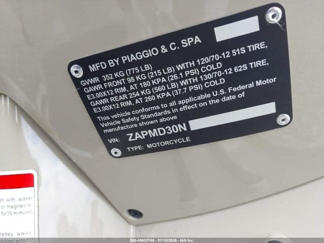 2025 VESPA GTS 310 10
