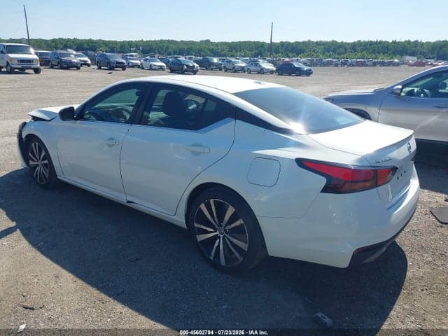 2020 NISSAN ALTIMA SR FWD 3