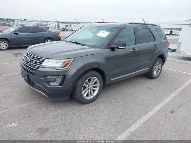 2017 FORD EXPLORER XLT 2