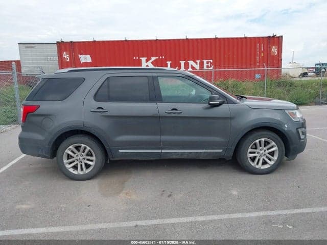 2017 FORD EXPLORER XLT 13