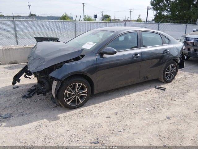 2024 KIA FORTE LXS 2