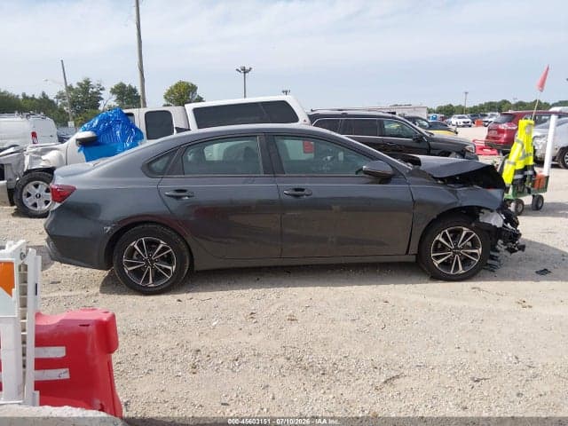 2024 KIA FORTE LXS 14