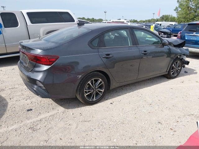 2024 KIA FORTE LXS 4