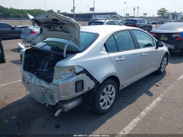 2022 TOYOTA COROLLA LE 4