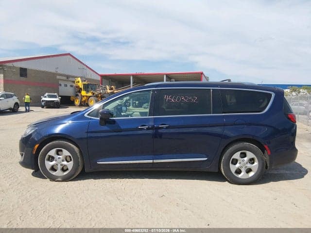 2017 CHRYSLER PACIFICA TOURING-L PLUS 14