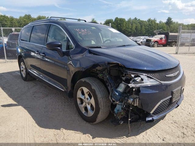 2017 CHRYSLER PACIFICA TOURING-L PLUS 6