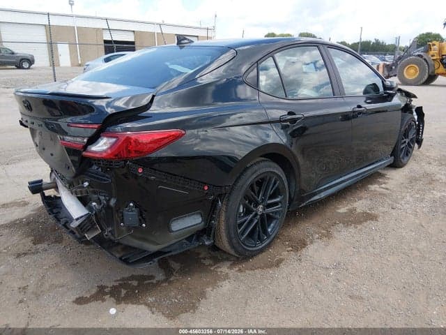 2026 TOYOTA CAMRY SE 4