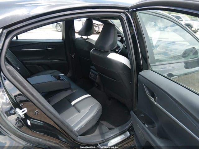 2026 TOYOTA CAMRY SE 8