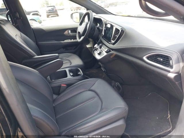 2025 CHRYSLER PACIFICA HYBRID SELECT 5