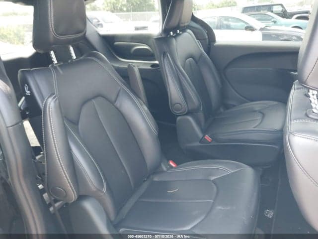 2025 CHRYSLER PACIFICA HYBRID SELECT 8