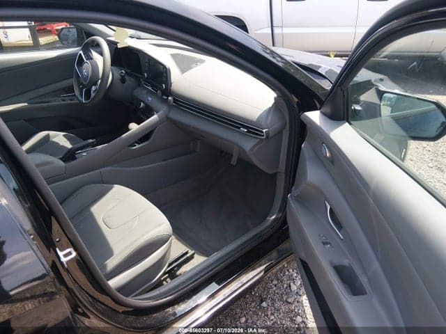 2023 HYUNDAI ELANTRA SEL 5
