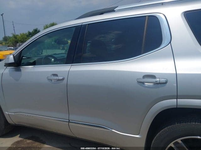 2018 GMC ACADIA DENALI 15