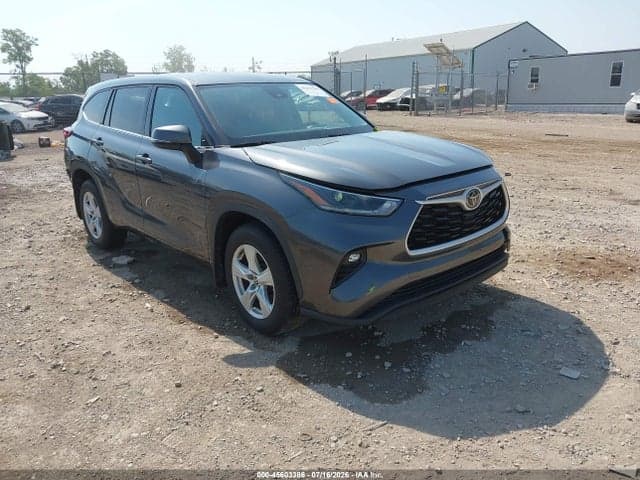2021 TOYOTA HIGHLANDER LE 1