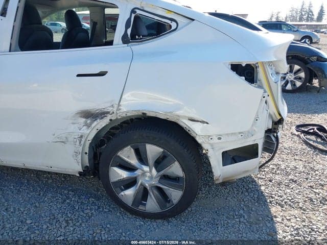 2022 TESLA MODEL Y LONG RANGE DUAL MOTOR ALL-WHEEL DRIVE 6