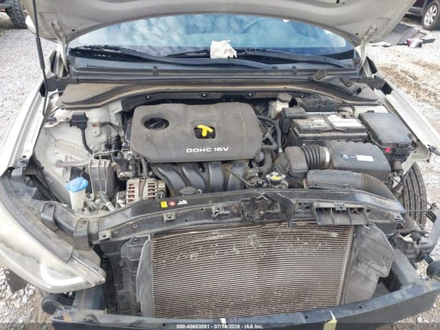 2017 HYUNDAI ELANTRA SE 10