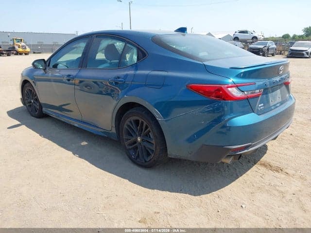 2026 TOYOTA CAMRY SE 3