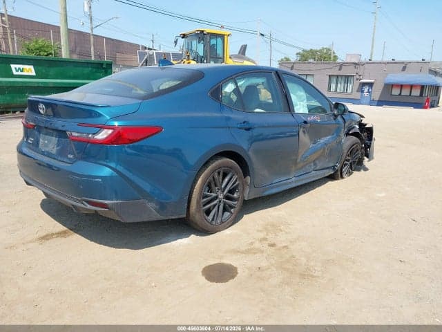 2026 TOYOTA CAMRY SE 4