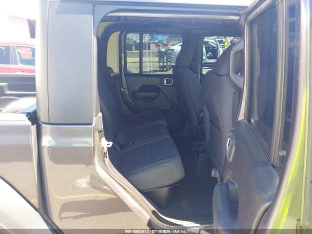 2024 JEEP GLADIATOR SPORT 8
