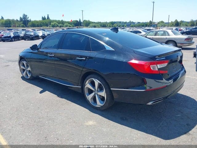 2018 HONDA ACCORD TOURING 3