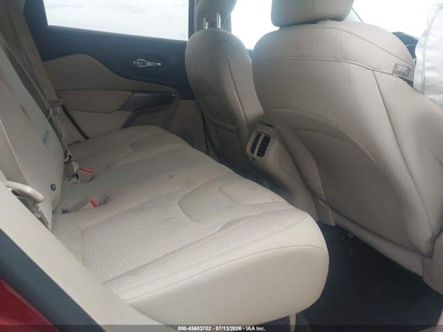2019 JEEP CHEROKEE LATITUDE FWD 8