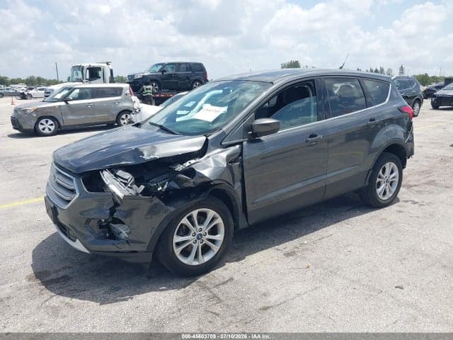 2019 FORD ESCAPE SE 2