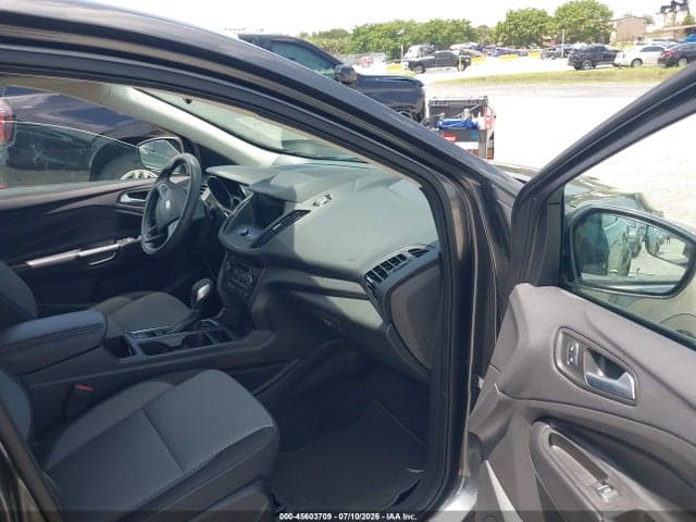 2019 FORD ESCAPE SE 5