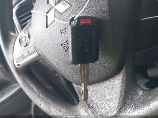 2019 MITSUBISHI OUTLANDER ES 11