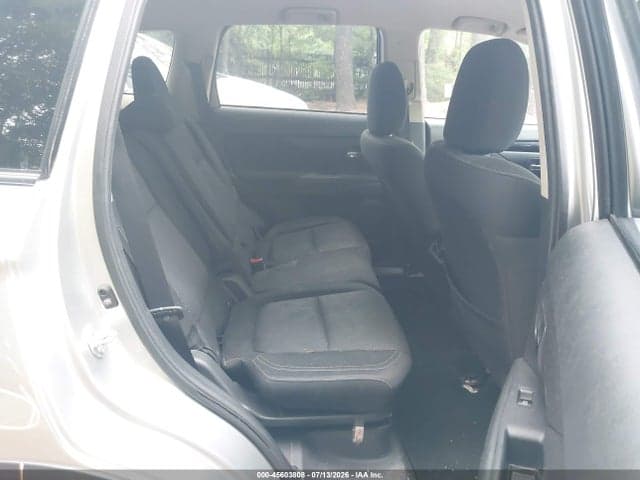 2019 MITSUBISHI OUTLANDER ES 8