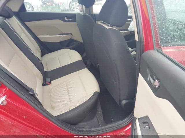 2022 HYUNDAI ACCENT SE 8