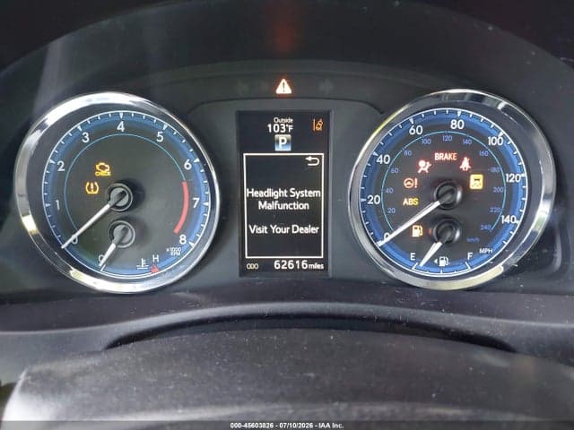 2018 TOYOTA COROLLA SE 7