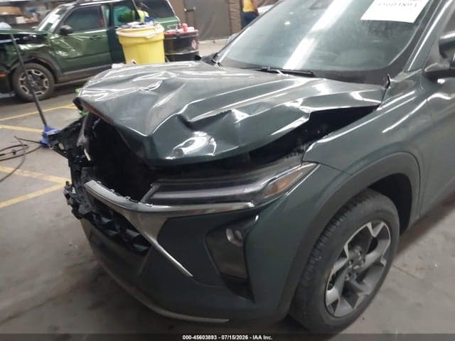 2025 CHEVROLET TRAX FWD LT 6