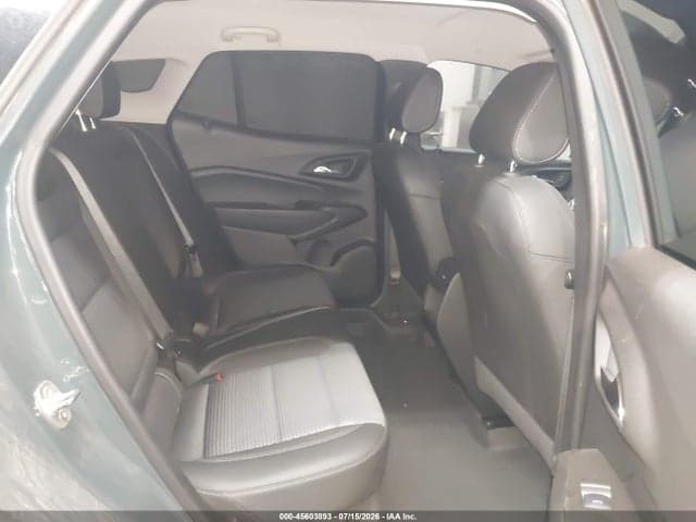 2025 CHEVROLET TRAX FWD LT 8