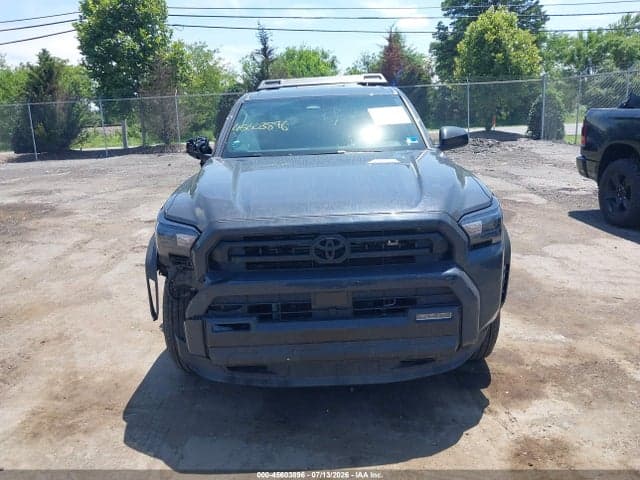 2026 TOYOTA 4RUNNER SR5 12