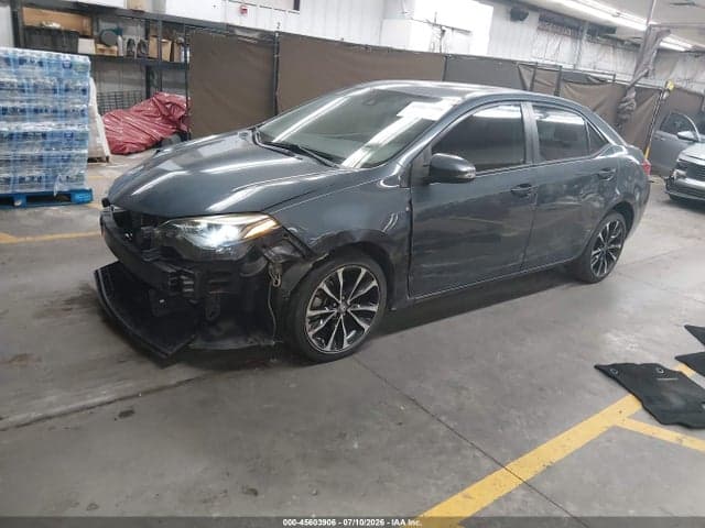 2017 TOYOTA COROLLA XSE 2