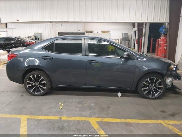 2017 TOYOTA COROLLA XSE 13